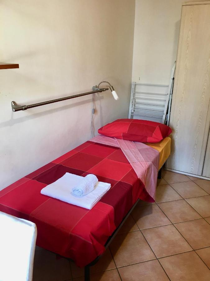 Casa Delfino - Appartamento Centro Storico A Due Passi Dalla Spiaggia & Mare, Porto & Ferrovia Civitavecchia Kültér fotó